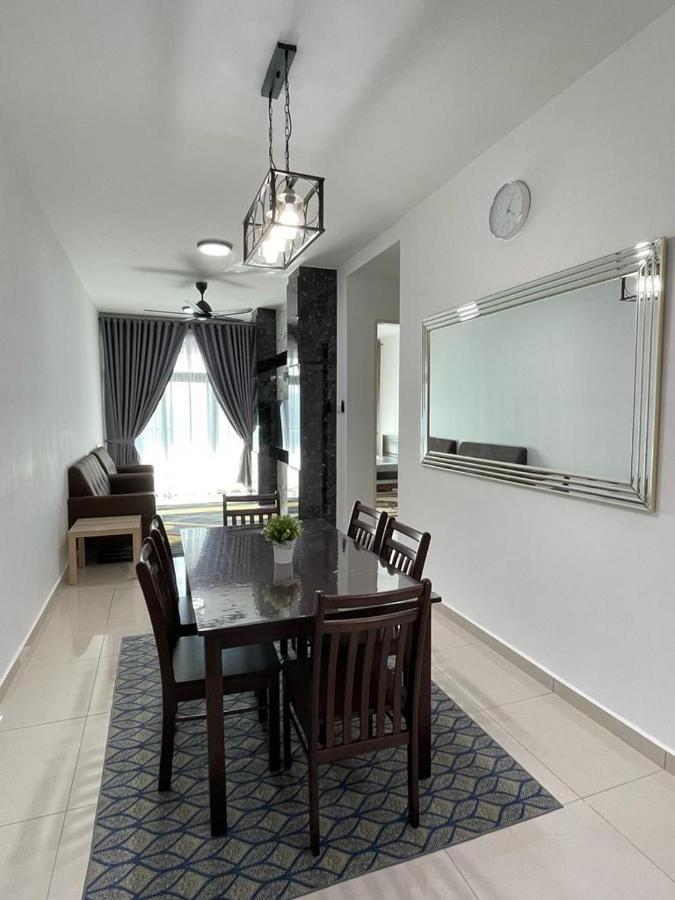 Legasi Kampung Baru Guest House By Rumahrehat Kuala Lumpur Eksteriør billede